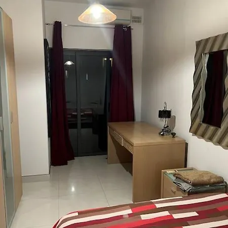 Apartmán Place For Grup And Family Flat Saint Julian's